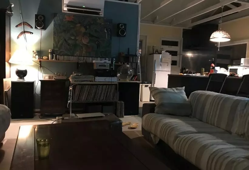 Lazybones House