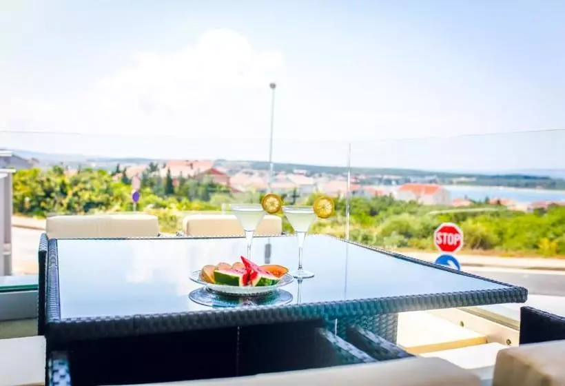 ペンション Residences Bellavista 2