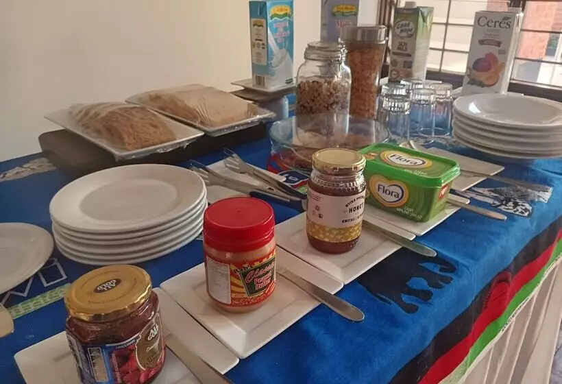 پانسیون Sheila's Lodge