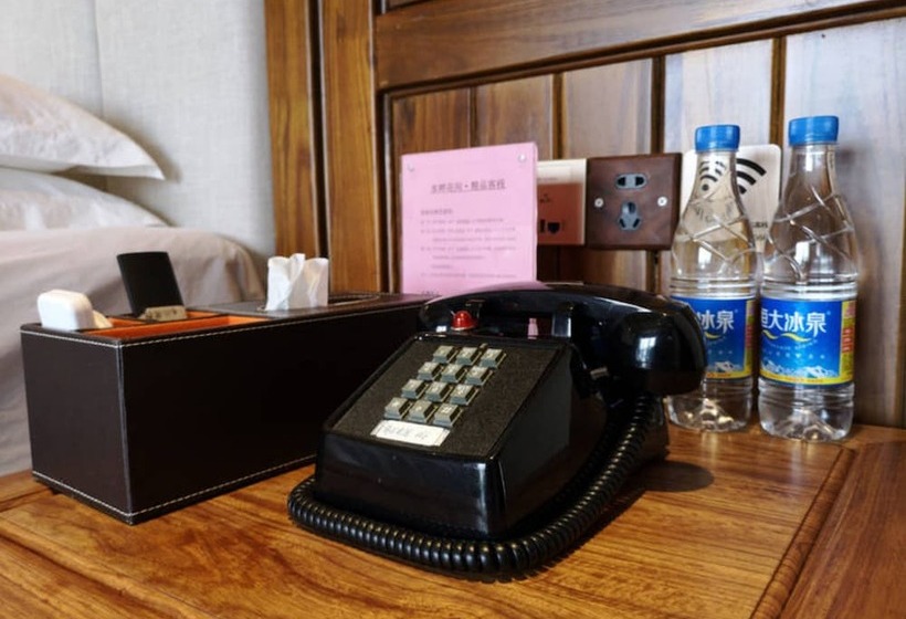 Riverside Boutique Inn