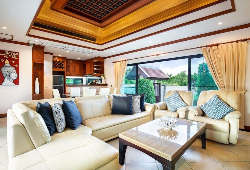 Boutique 3br Pool Villa Bianca Naiharn