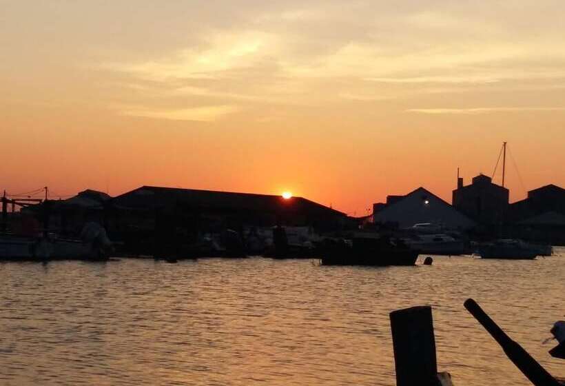 مبيت وإفطار La Cabane D'isa