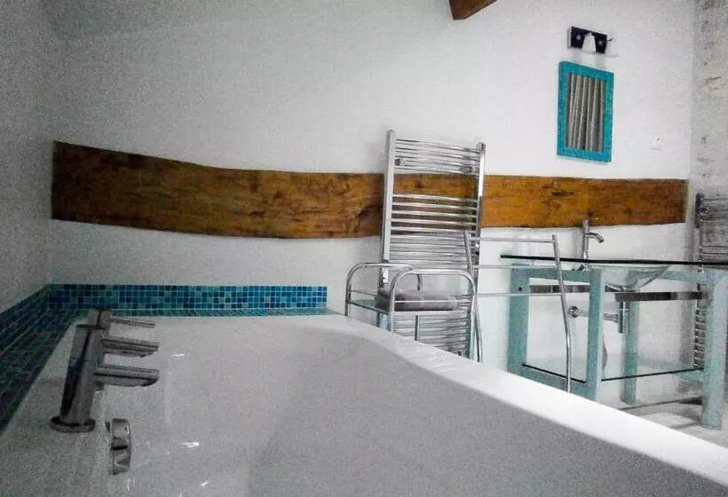 Aamiaismajoitus (B&B) Le Charhido