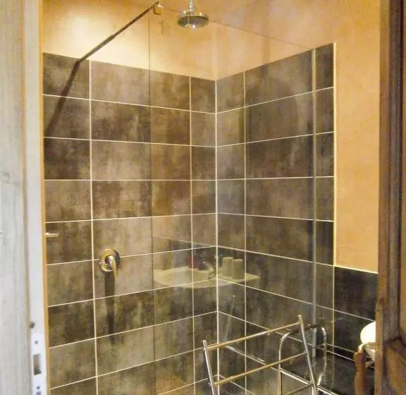 Aamiaismajoitus (B&B) Le Charhido
