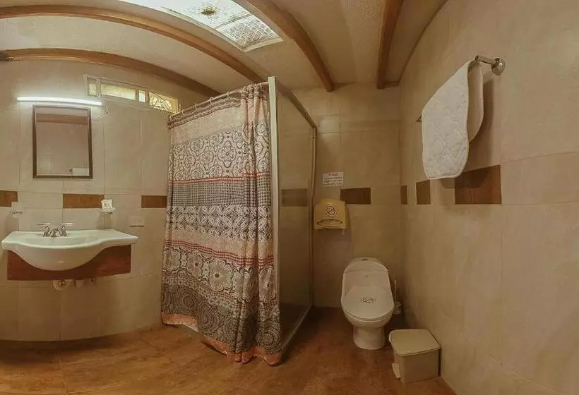 Hostelli Isla De Baños Hosteria Y Spa