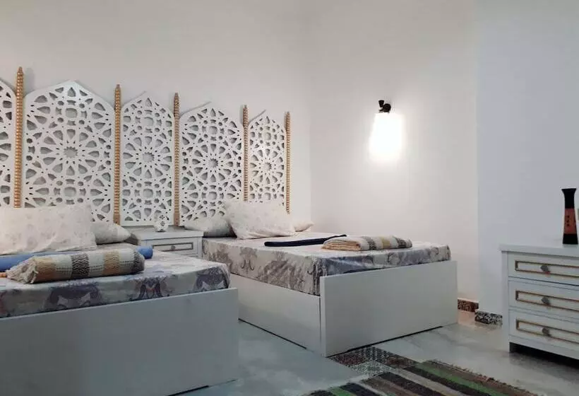 هتل Arabian Nights Pyramids Guesthouse