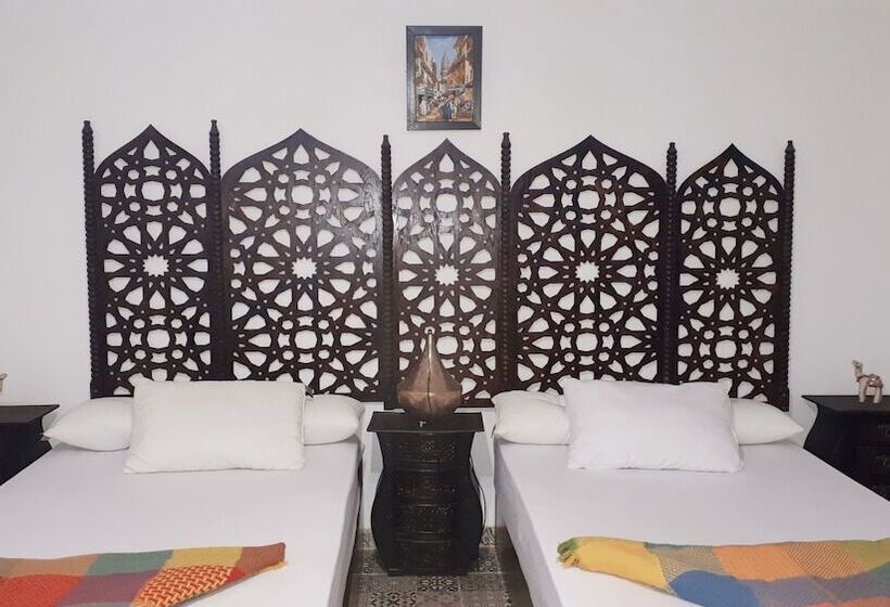 هتل Arabian Nights Pyramids Guesthouse