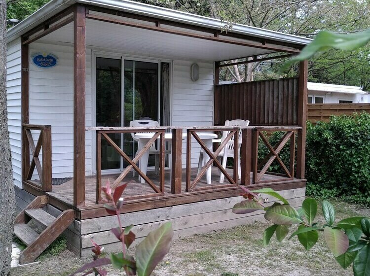 בית מלון כפרי Camping De L'ile Blanc