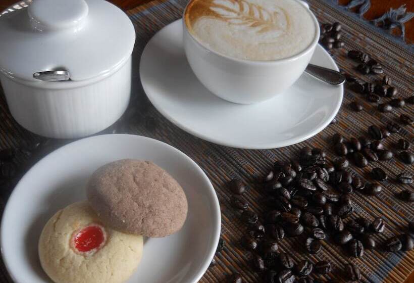 هتل Golden Island Cottages Thale U