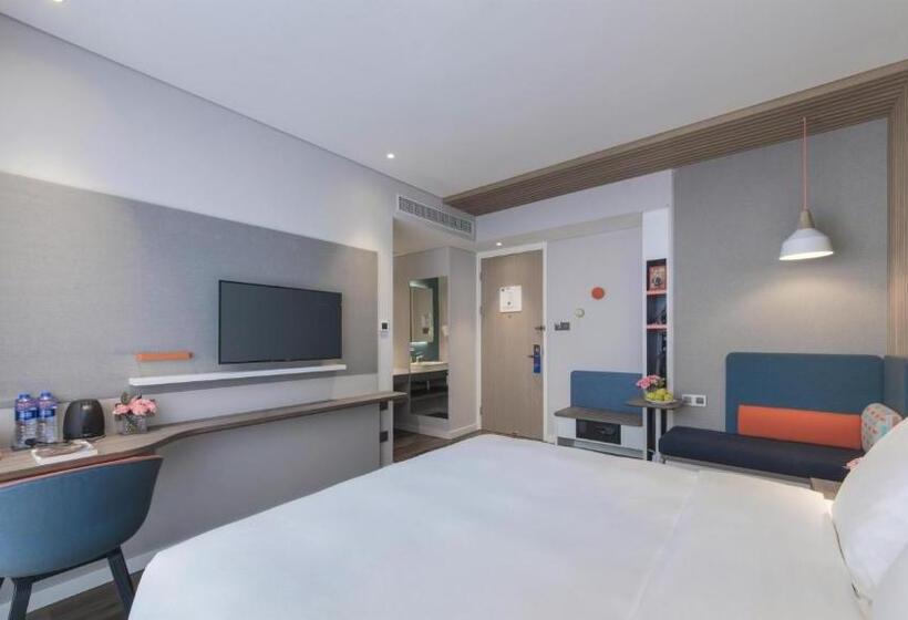 فندق Holiday Inn Express Liyang Huafu, An Ihg