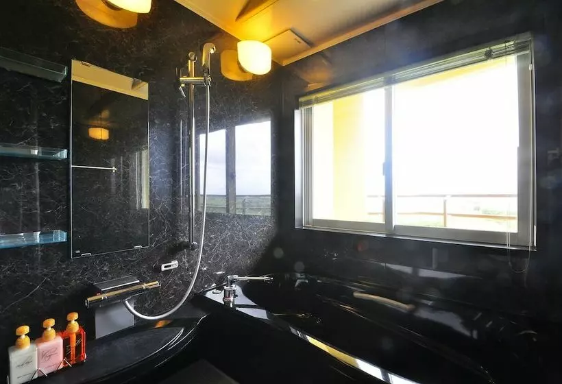 هتل Marine Lodge Marea Ishigaki