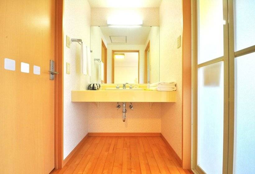 هتل Marine Lodge Marea Ishigaki