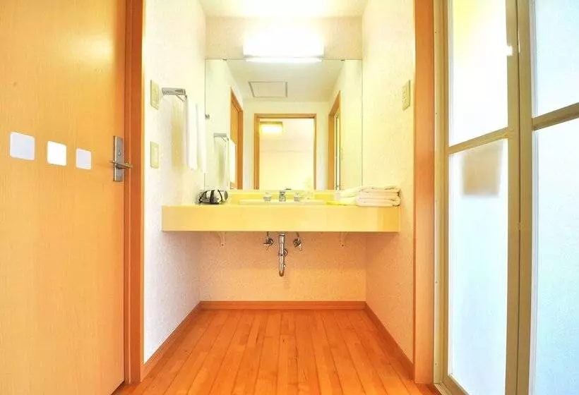 هتل Marine Lodge Marea Ishigaki