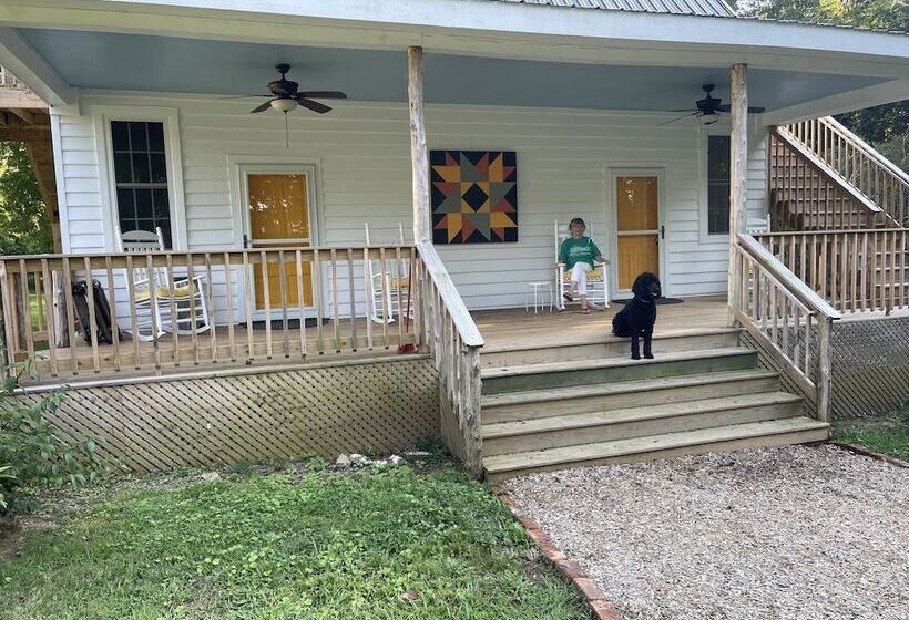 Oak Grove Bed And Breakfast