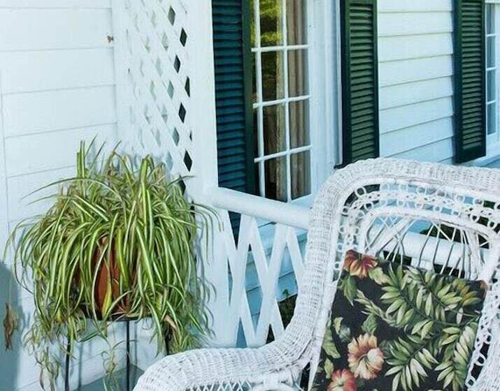 Oak Grove Bed And Breakfast