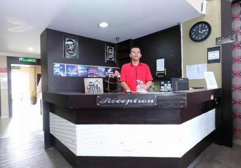 Oyo 717 Mr J Hotel Wakaf Che Yeh 2