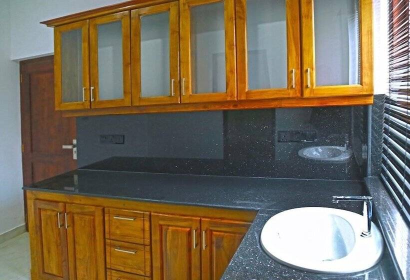 Pension (Hôtel basse catégorie) Gateway Lagoon