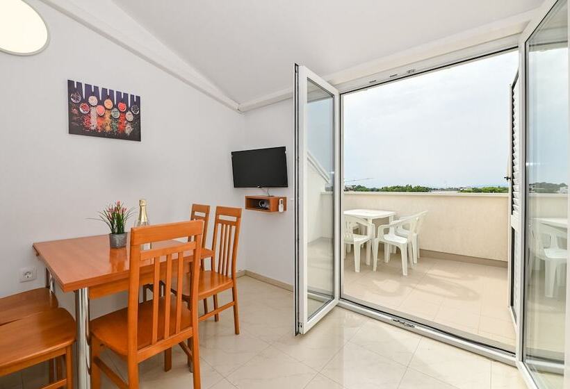 Pool Apartments Galeb