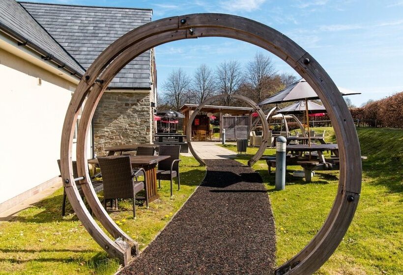 Queen Of The Loch, Balloch By Marston S Inns