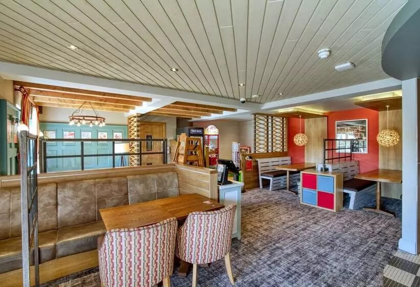 Queen Of The Loch, Balloch By Marston S Inns