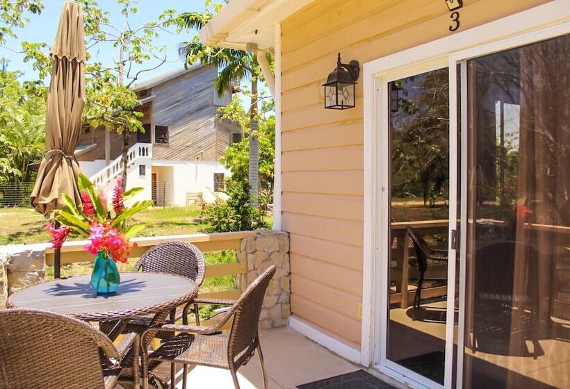 Rock Point Villas Vacations Rentals Sandy Bay, Roatan, Honduras.c.a