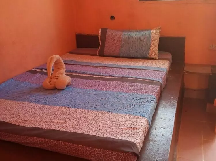 تختخواب و صبحانه Amira S Roomz Zanzibar