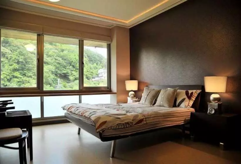 تختخواب و صبحانه 小鳥敲門 Bird Villa