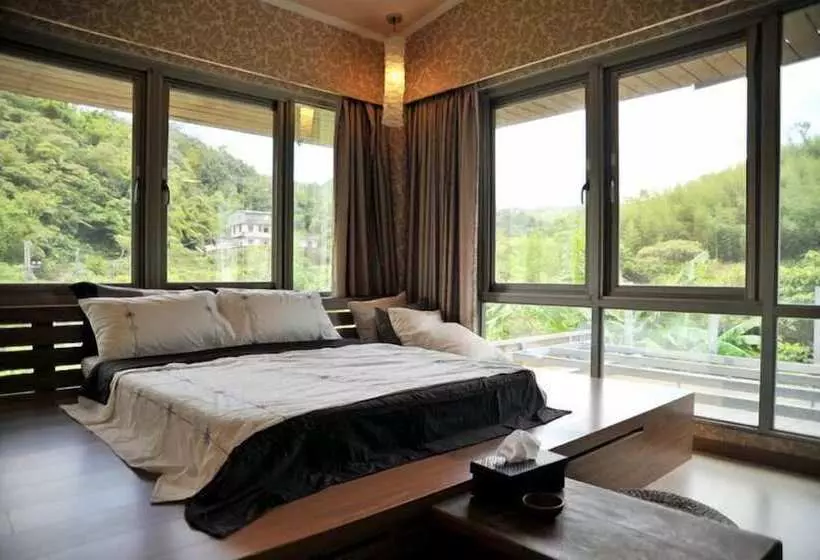 تختخواب و صبحانه 小鳥敲門 Bird Villa