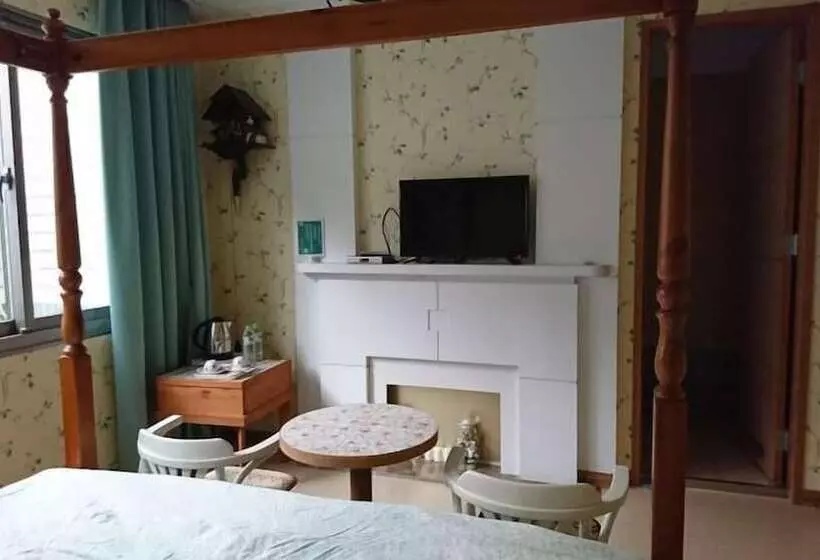 تختخواب و صبحانه 小鳥敲門 Bird Villa