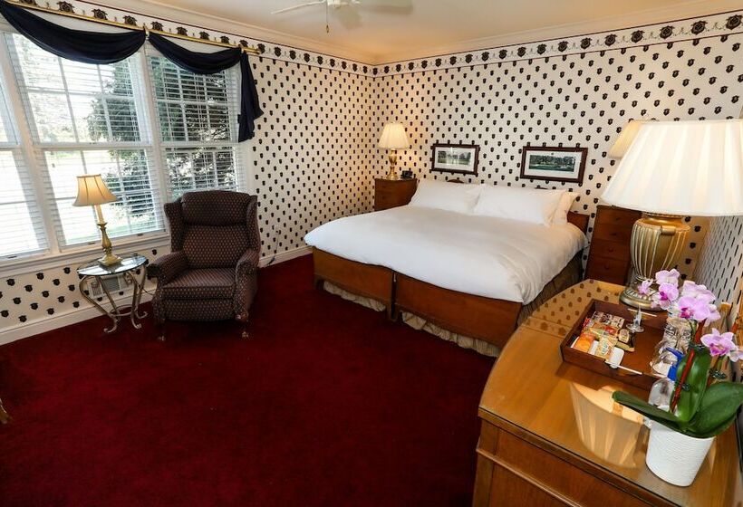 住宿加早餐  Oakmont Inn