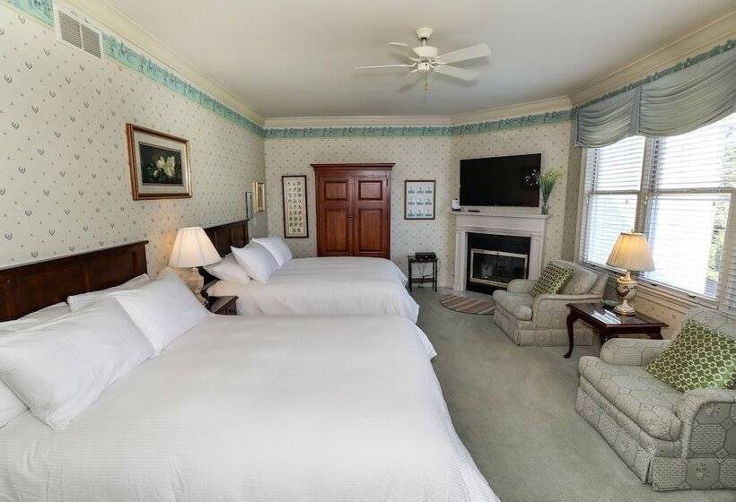 住宿加早餐  Oakmont Inn