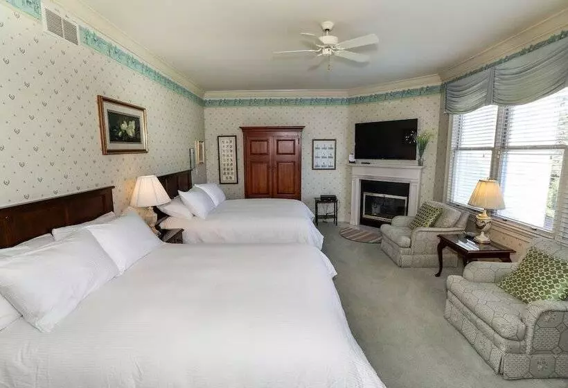 ベッドアンドブレックファースト Oakmont Inn