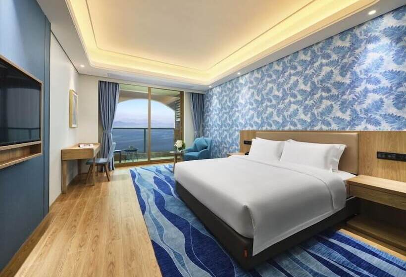 Emerald Bay Hotel Fuxian Lake