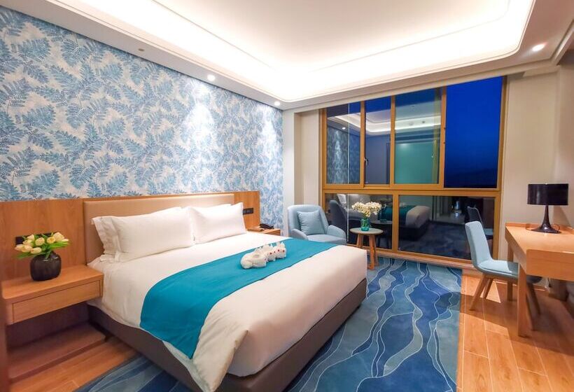 Emerald Bay Hotel Fuxian Lake