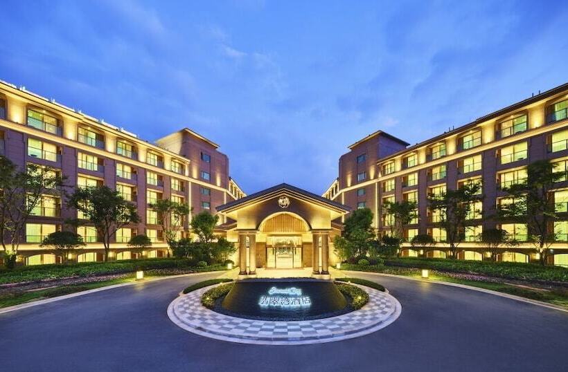 Emerald Bay Hotel Fuxian Lake