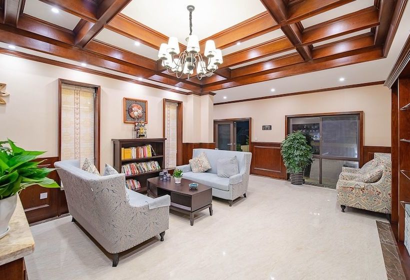 Floral Hotel Tengchong Yishuli Hotspring