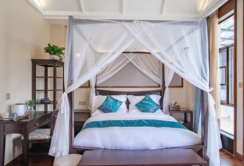 Floral Hotel Tengchong Yishuli Hotspring