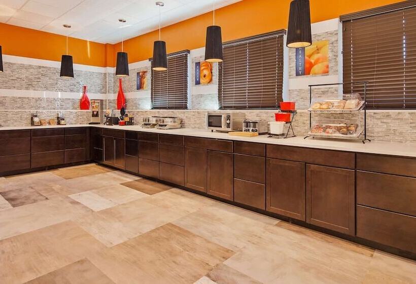 Отель Comfort Inn