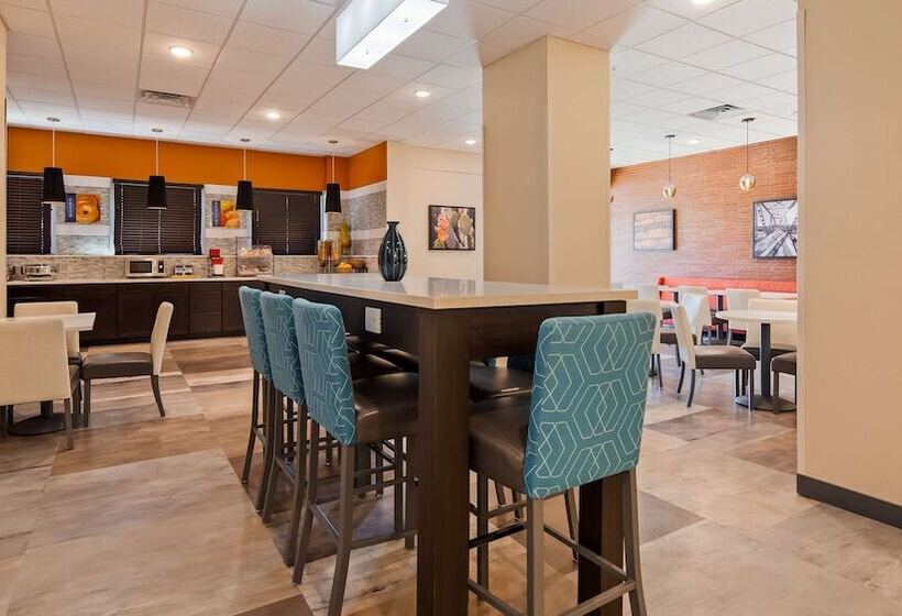 Отель Comfort Inn