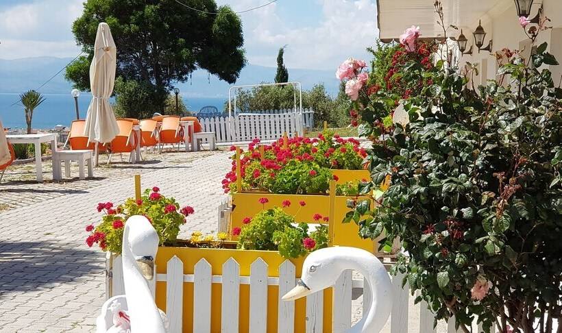 فندق Ciftlik Butik