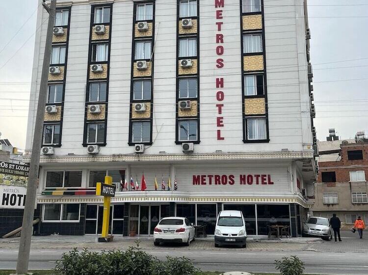 هتل Metros