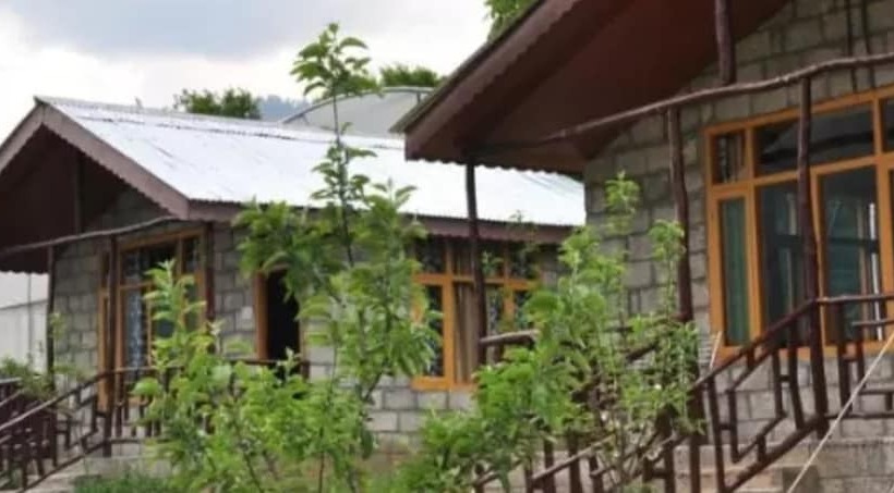 هتل Natures Outpost Camps