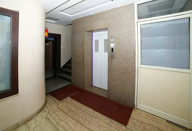 ホテル Siddharth Guest House By Oyo Rooms