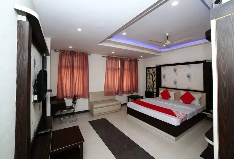 ホテル Siddharth Guest House By Oyo Rooms