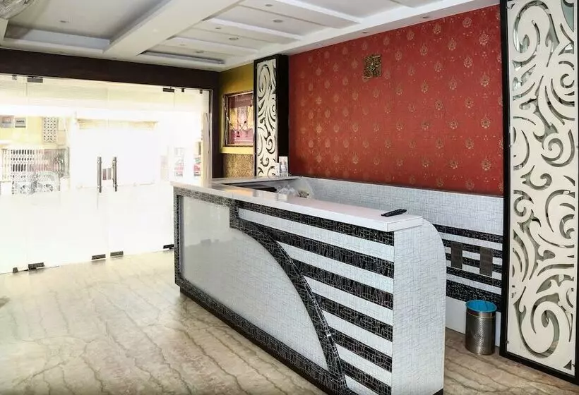 ホテル Siddharth Guest House By Oyo Rooms