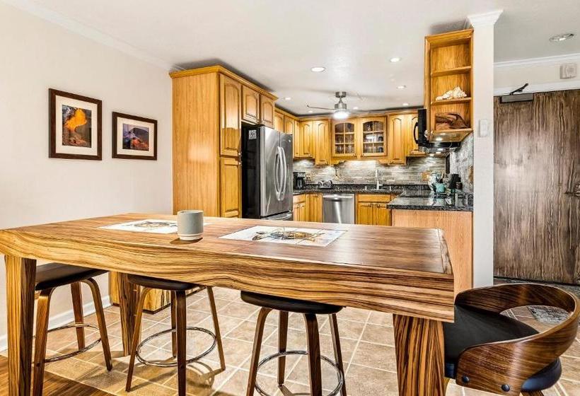 Keauhou Punahele#e 102