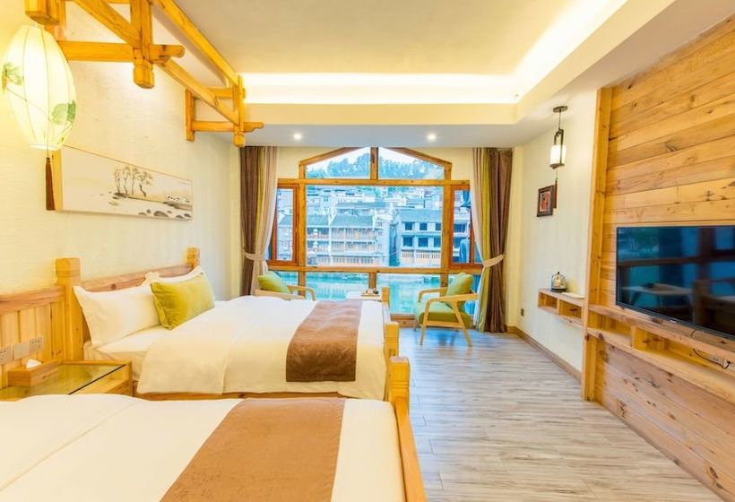 펜션 Floral  Fenghuang Huercaowu