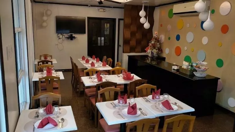 Hotelli Dumdum Medical Plaza And Residences