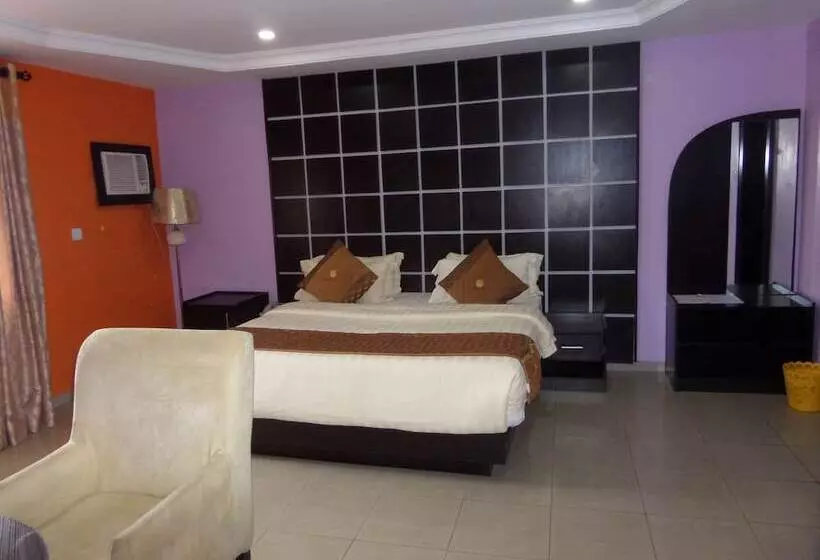 هتل Galpin Suites