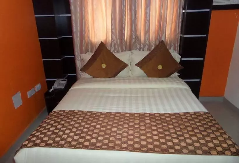 هتل Galpin Suites